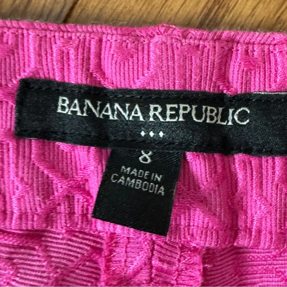 Banana Republic Fushia Pink Textured Shorts Size 8 - Picture 3 of 4